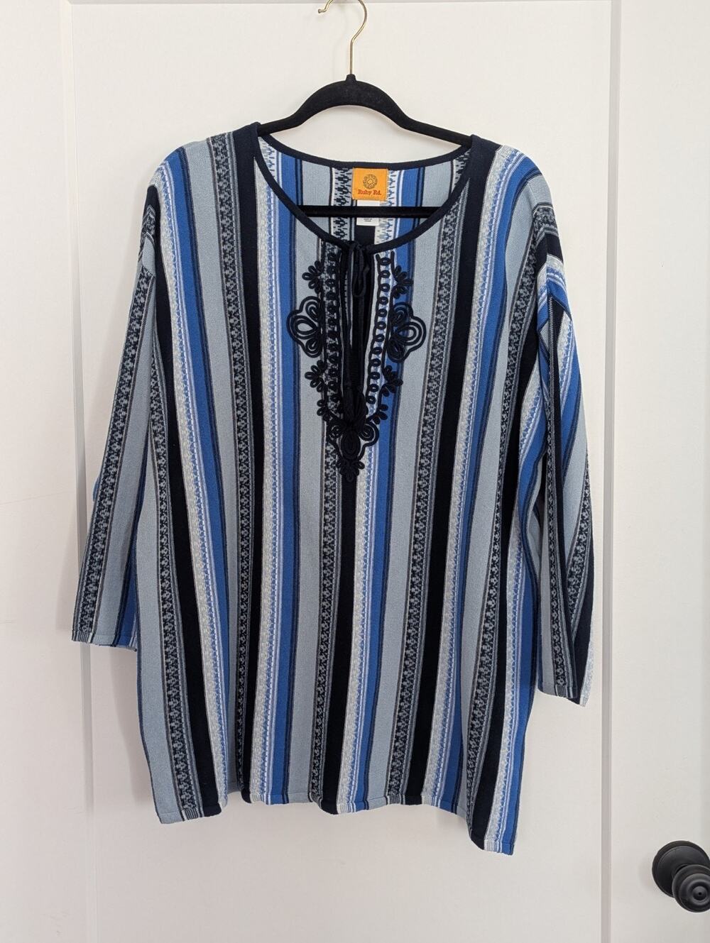 Ruby Rd. XL Tunic Blue Stripe Keyhole Embroidery 3/4 Sleeve Boho Bohemian